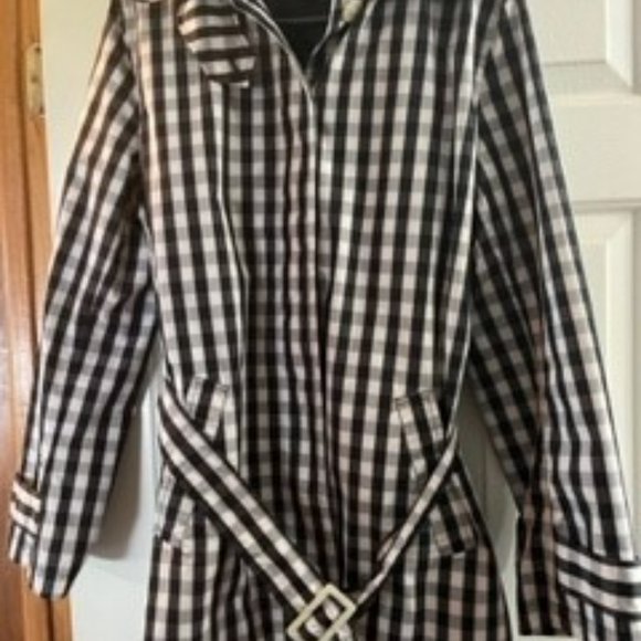Spring/Summer Coat - Picture 1 of 1